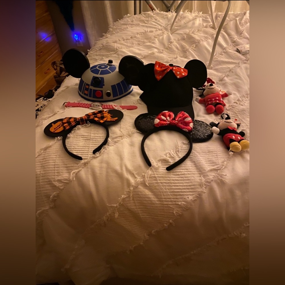 8pcs Disney Minnie Mouse Ears Set - Black and Red